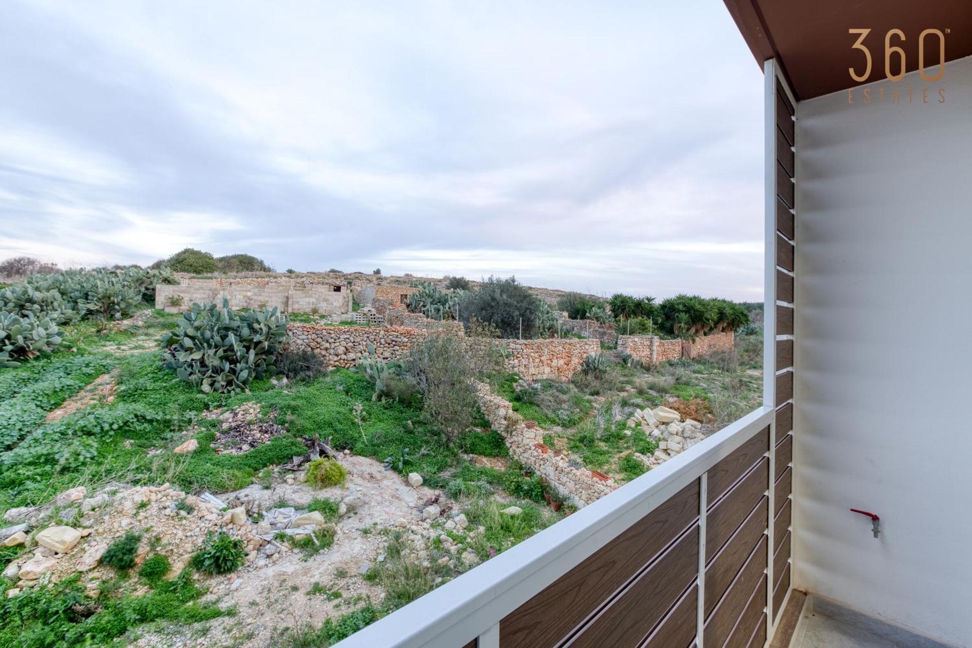 Beautiful 3-bed With Greenery Views In By 360 Estates * Mgarr